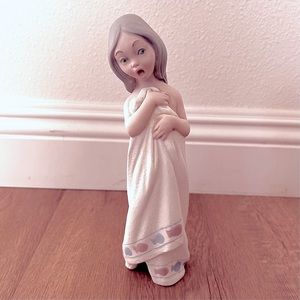 Lladro Zaphir Figurine Girl With Bath Towel - Made In Spain - Vintage SUPER RARE